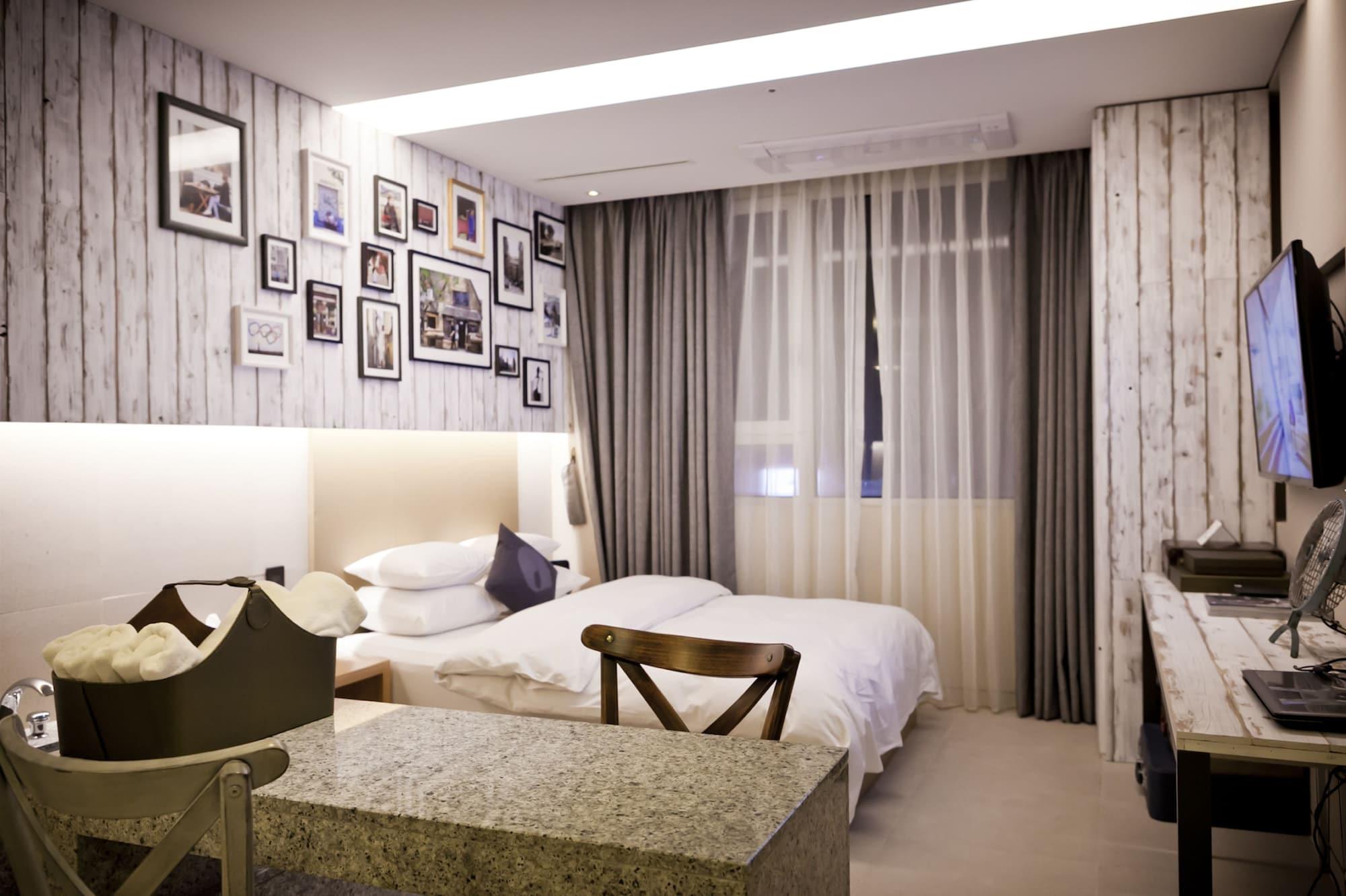 Hotel The Designers Hongdae Seoel Buitenkant foto