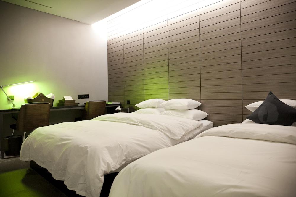 Hotel The Designers Hongdae Seoel Buitenkant foto
